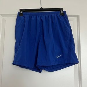 Nike running shorts 5in